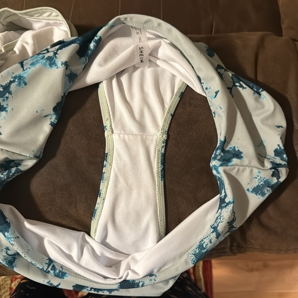 EUC SHEIN 2 Piece Swim 3XL - Picture 10 of 12